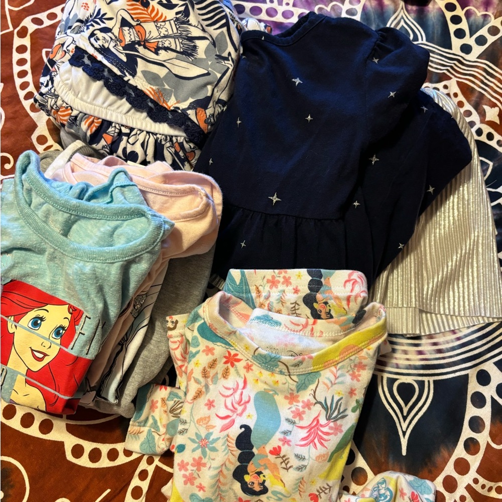 Lot of disney clothing 3t girls